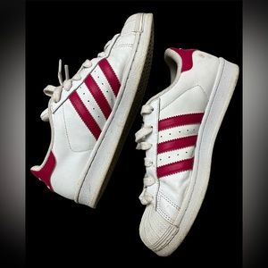 Adidas super estar size 5 1/2 white with fuchsia
